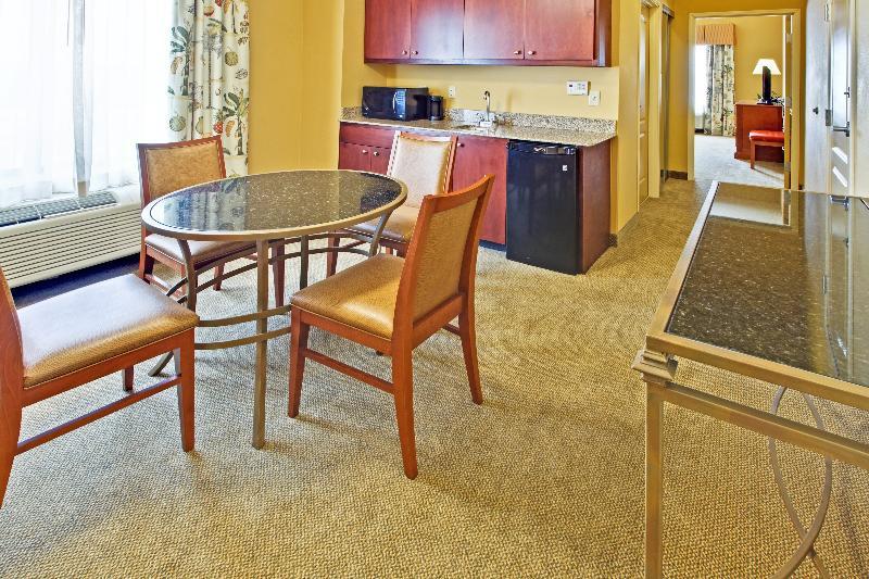 Holiday Inn Express Hotel & Suites Dfw West - Hurst By Ihg Экстерьер фото